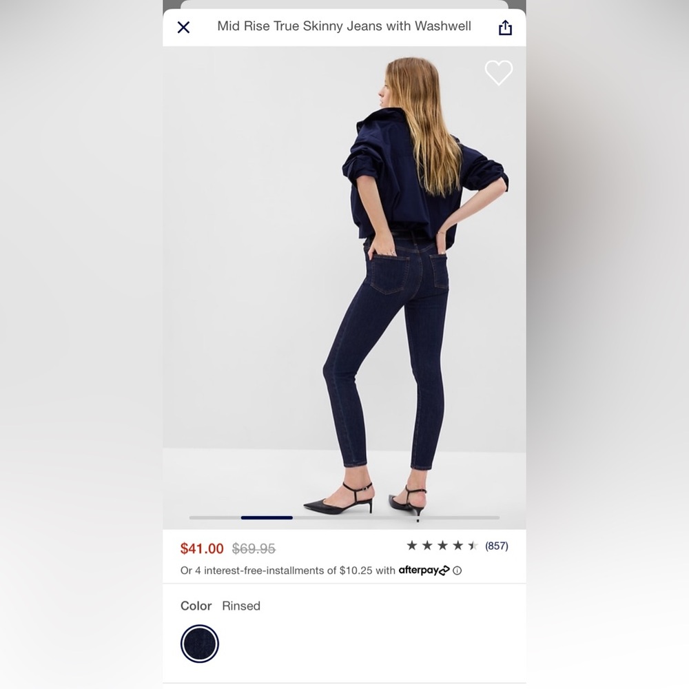 NWT never worn Mid Rise True Skinny Jeans